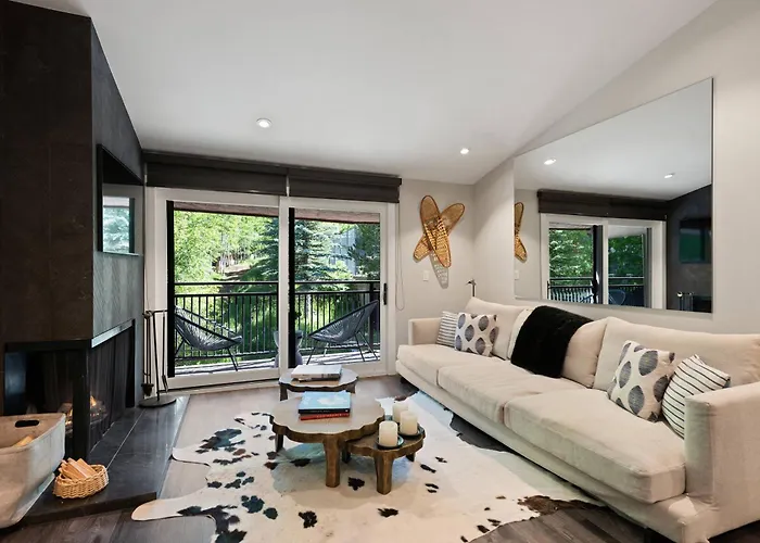 700 Monarch 302 Villa Aspen