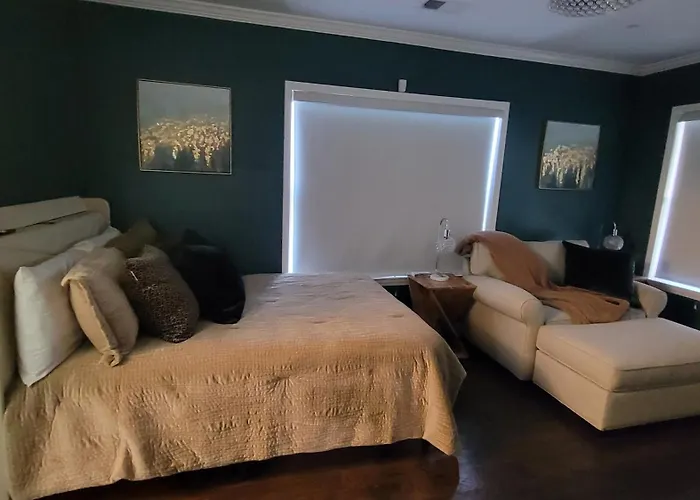 Home Stay Atlanta