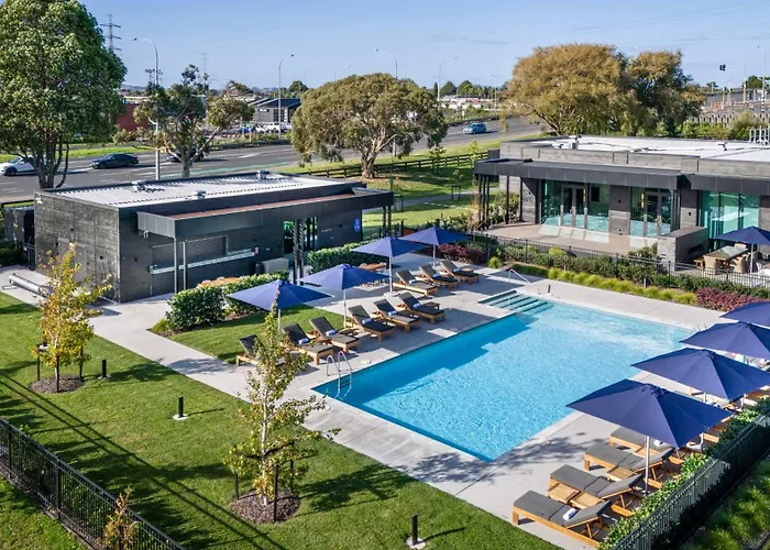 Doubletree By Hilton Auckland Karaka Hotel