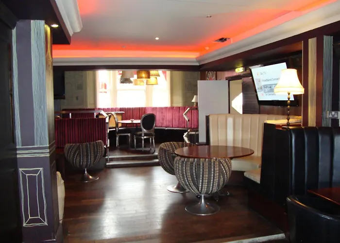 Hotels with Free ParkingWhites