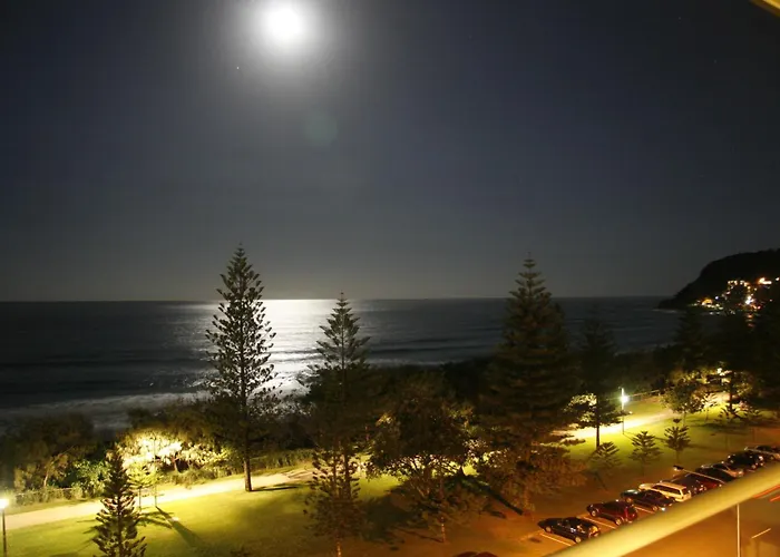 Wyuna Beachfront Holiday Apartments Gold Coast