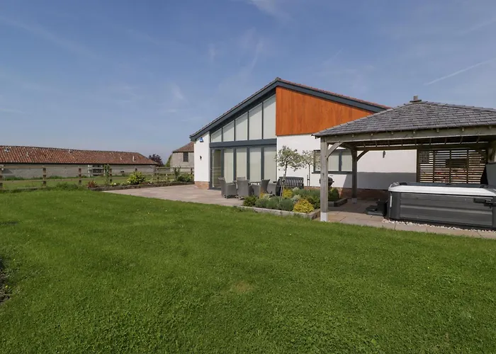 Bilsham Meadows Villa Bristol