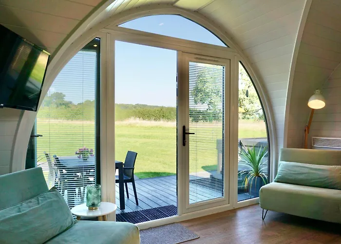 Eastridge Glamping Villa Shrewsbury