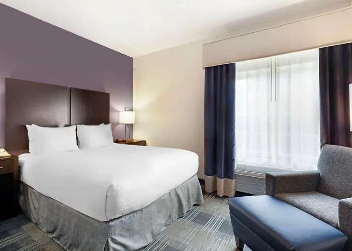 Best Western Hartford Hotel And Suites