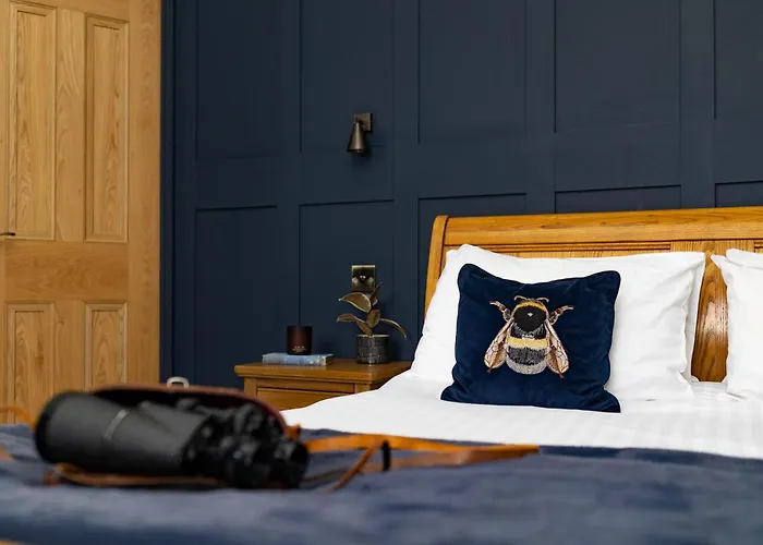 Killerby Old Hall With Hot Tub And Swimming Pool Scarborough