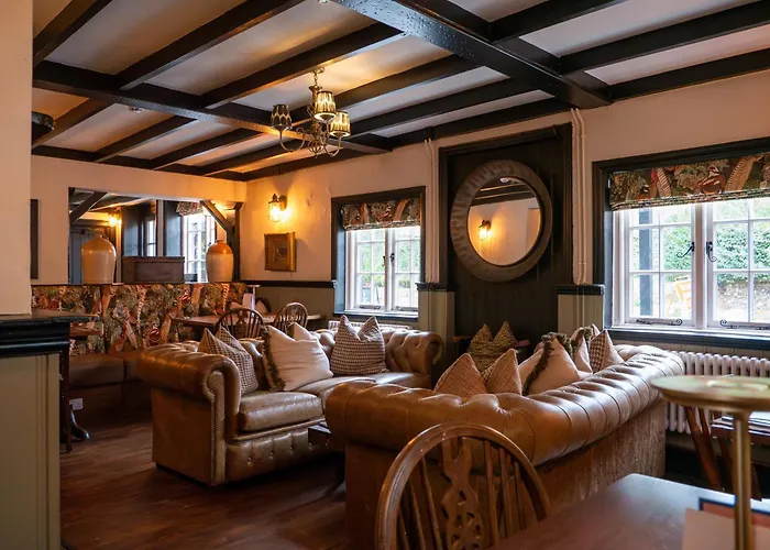 The Chestnut Horse Hotel Winchester