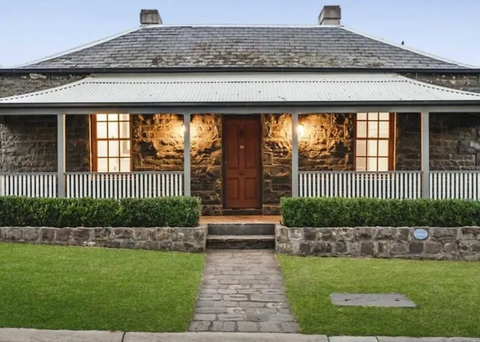 The Old Coach House C1850S Private Cottage Melbourne