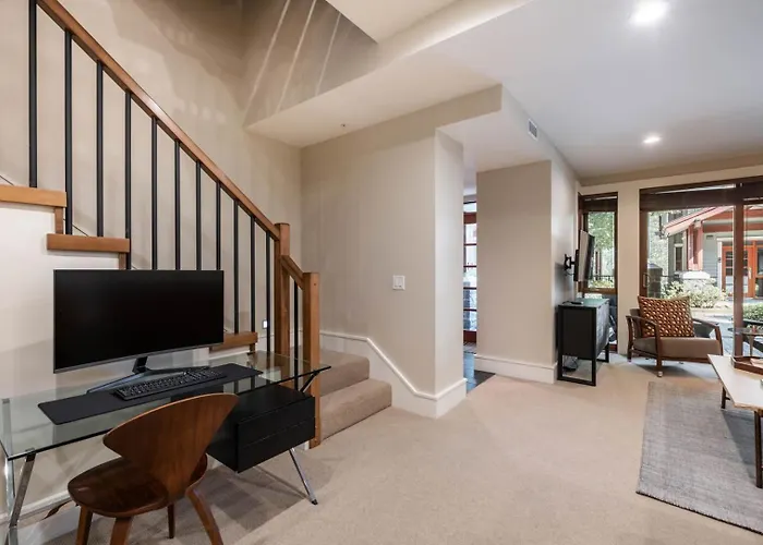 Fitzsimmons Walk By Outpost Whistler Villa