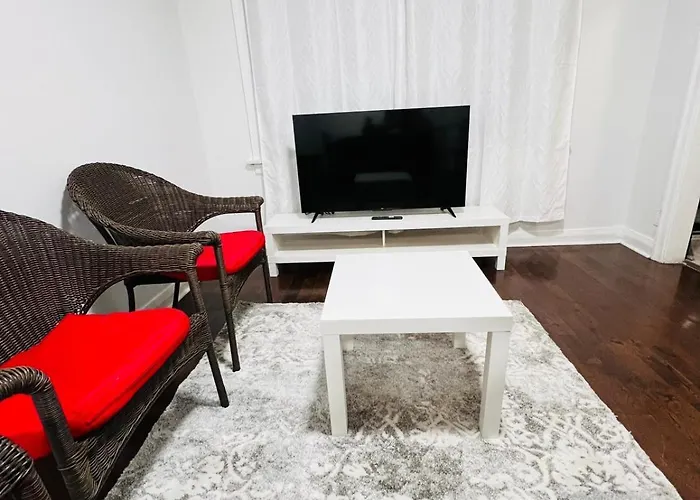 Donside Charm Villa Toronto