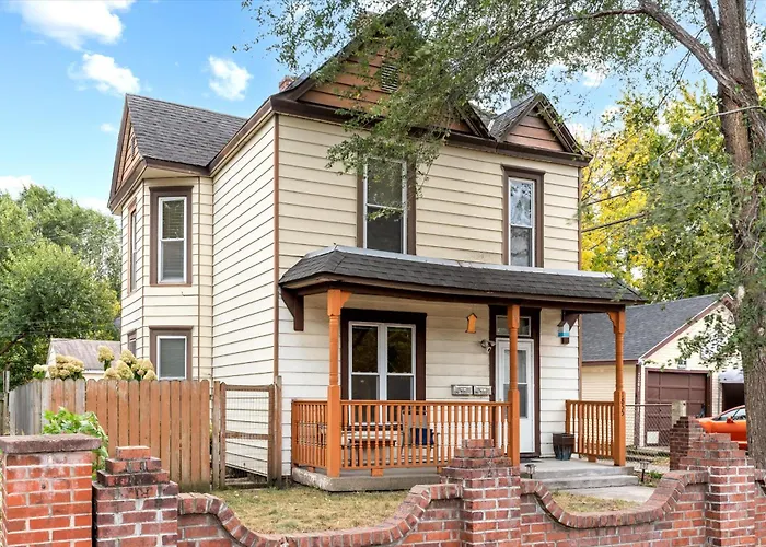 4Br Home Near Downtown Sleeps 10 - Tulip House Minneapolis