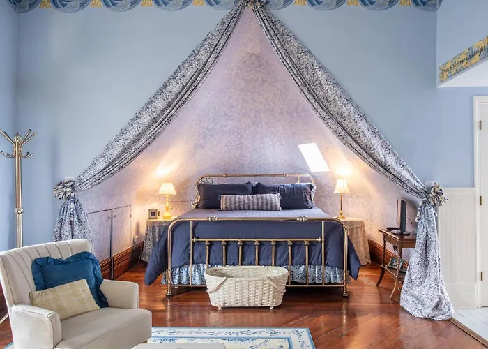 Sugar Magnolia Bed And Breakfast Atlanta