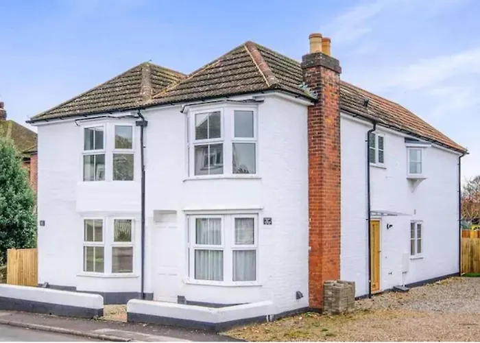 Chaucer House Holiday Home Canterbury