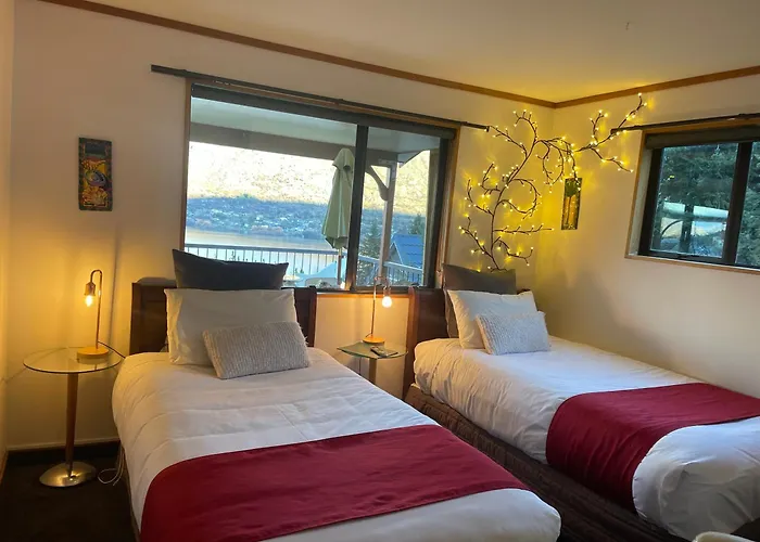 The Embassy B&B Queenstown