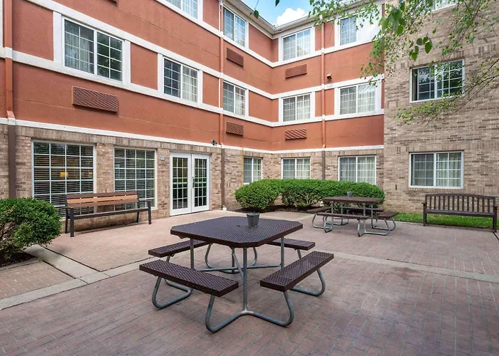 Extended Stay America Suites - Indianapolis - West 86Th St Zionsville