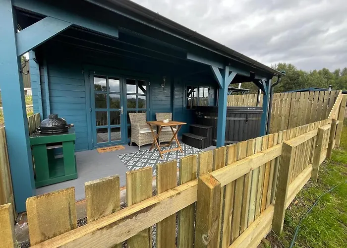 Retreat Hot Tub Highland Cabin Inverness