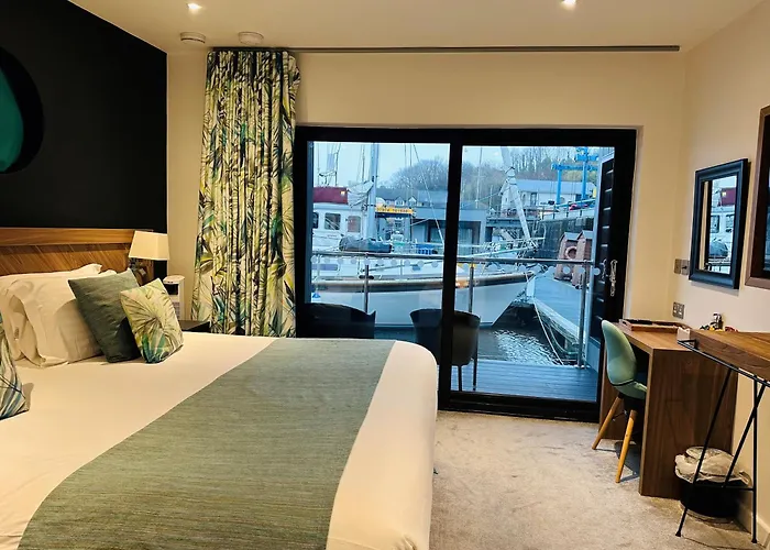 Rooms At Penarth Marina Cardiff