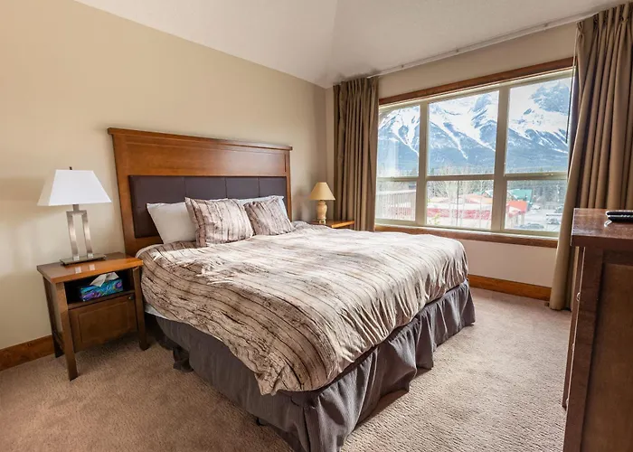 Fire Mountain Lodge Canmore