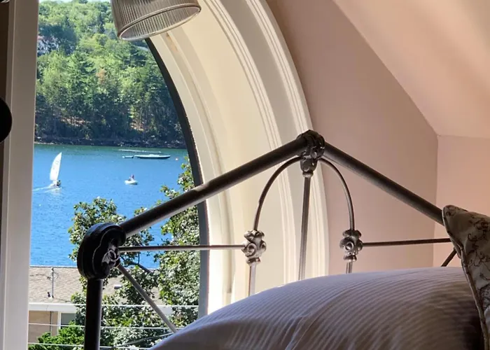 The Pebble Bed And Breakfast Halifax