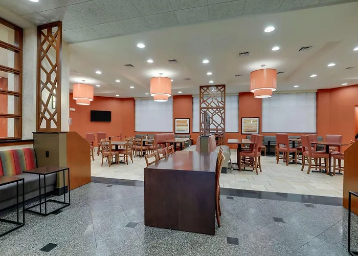 Drury Inn & Suites Charlotte Northlake