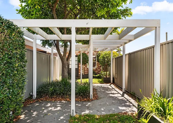 Sirena By Khove Villa Gold Coast