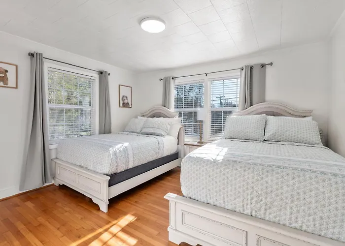 The Charlotte Nest Villa