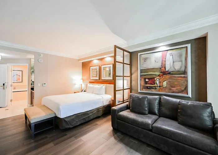 Hotels with Free ParkingSignature Rental By Owner Direct