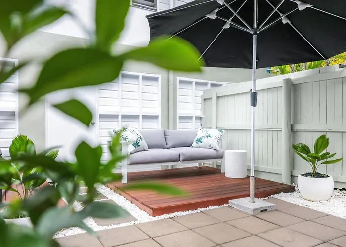 The Queenslander Family Townhouse Near Four Mile Beach Port Douglas