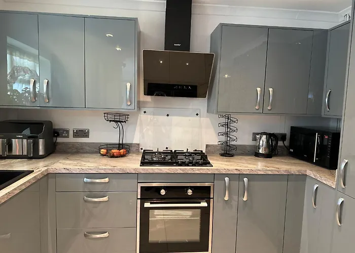 4 Bedroom House Rented By The Room London