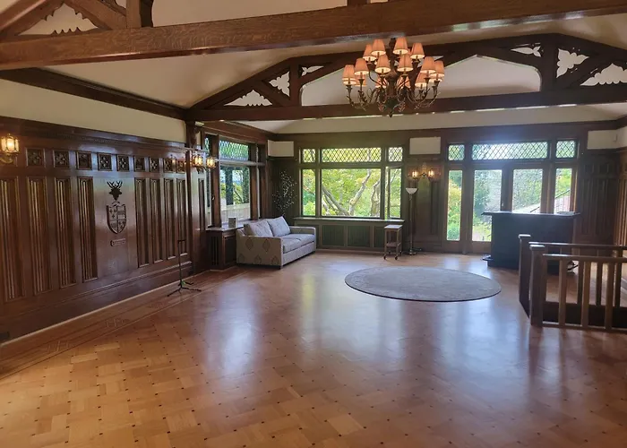 Shaughnessy Heritage Manor On Vancouver'S Westside Free Housekeeping Optional