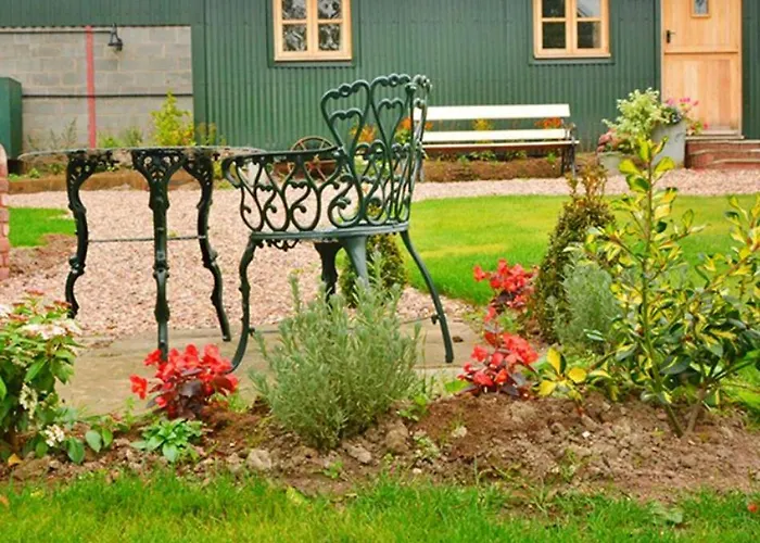 Finest Retreats - Shepherds Lodge At Morrells Wood Shrewsbury