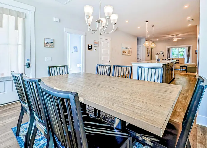 4563 Summey Street Villa Charleston
