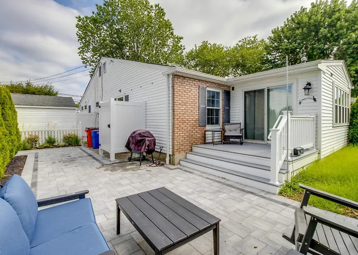 Cape May Quad W/ Grill - 7 Blocks To Beach!
