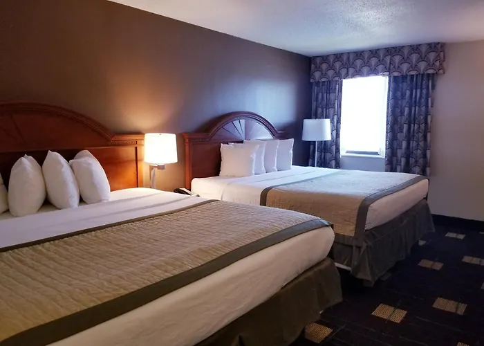 Baymont By Wyndham Indianapolis West Hotel Speedway
