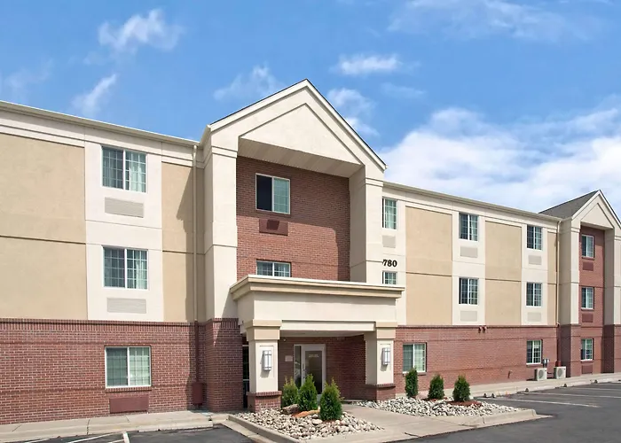 Mainstay Suites Omaha Old Mill Boys Town