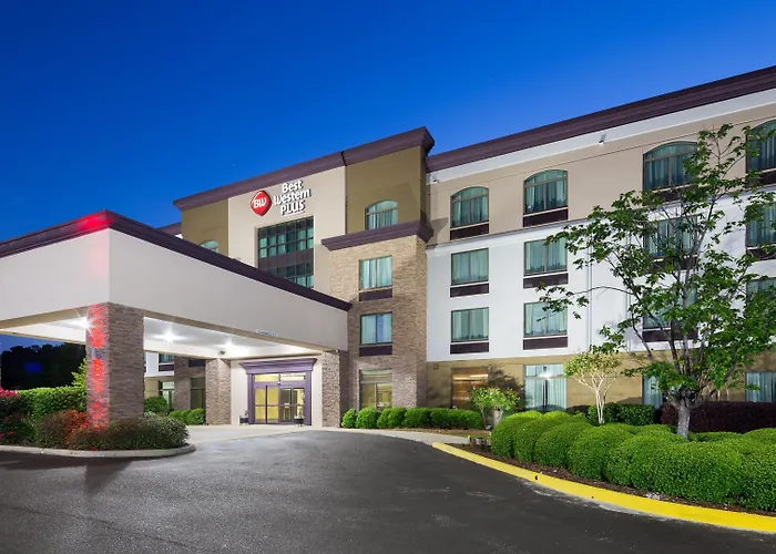 Best Western Plus Birmingham Inn & Suites Meadowbrook