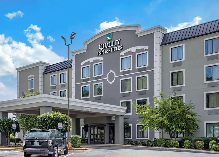 Quality Inn & Suites Chattanooga West Near Lookout Mountain