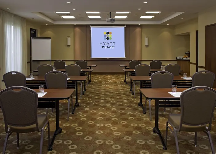Hyatt Place Sterling Dulles Airport North