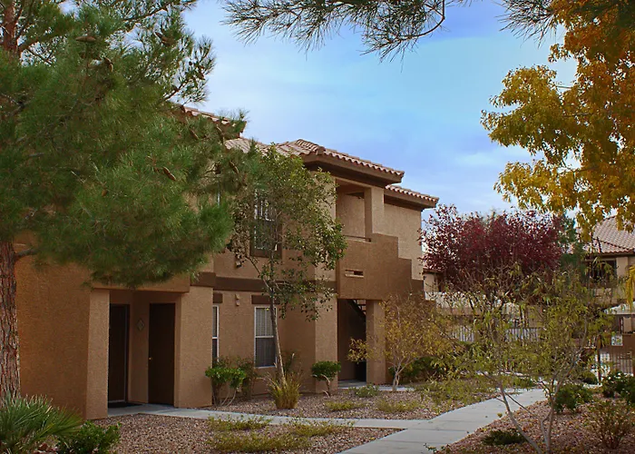 Hotels with Free ParkingHilton Vacation Club Desert Retreat