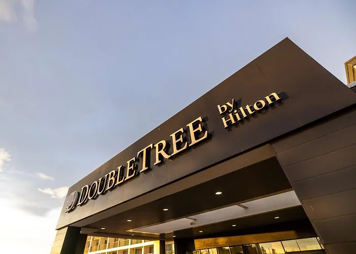 Doubletree By Hilton Calgary North Hotel