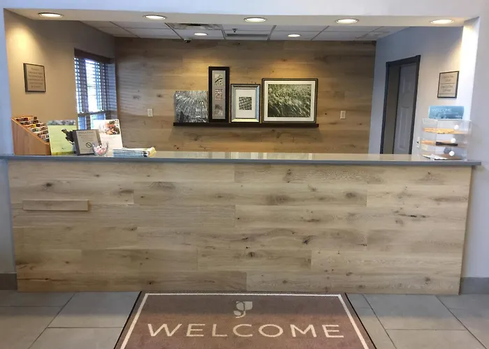 Country Inn & Suites By Radisson, Louisville East, Ky