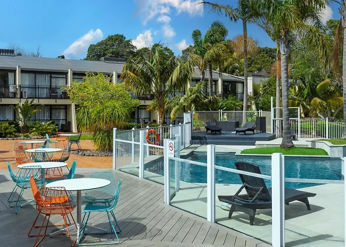 Hotels with Free ParkingHoliday Inn Auckland Airport By Ihg