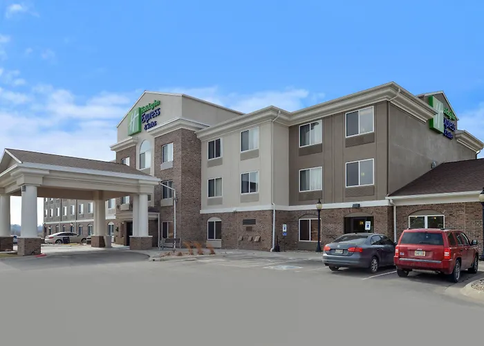 Holiday Inn Express Hotel & Suites Omaha West By Ihg Lane