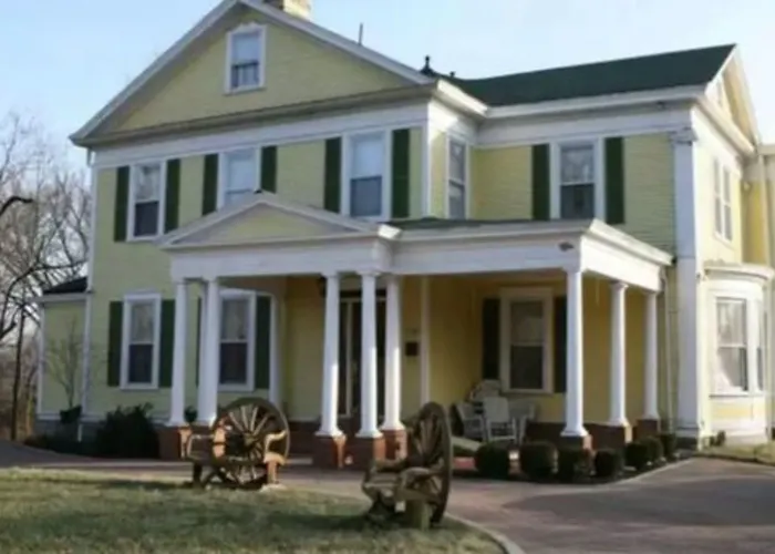 Six Acres Bed And Breakfast Cincinnati