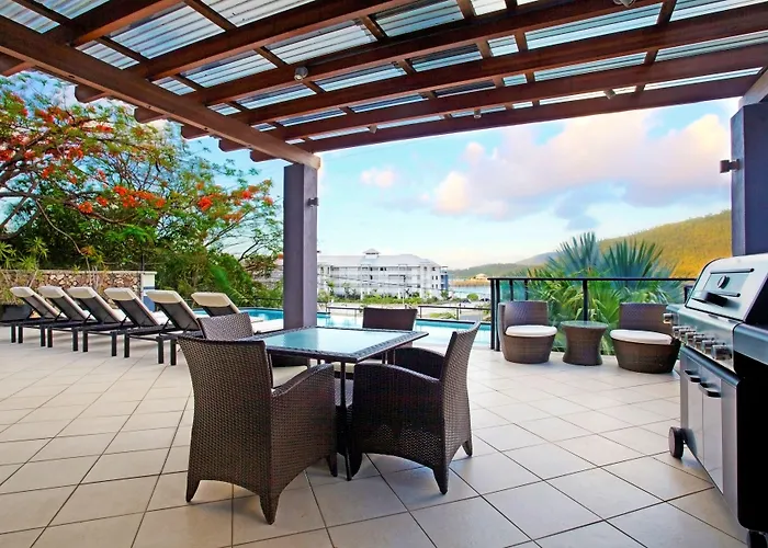 At Waterfront Whitsunday Retreat - Adults Only Aparthotel Airlie Beach