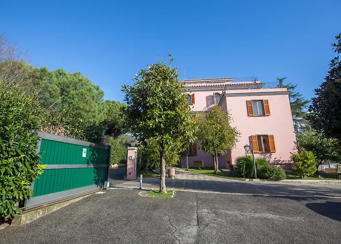 Hotel Arco Di Travertino Rome