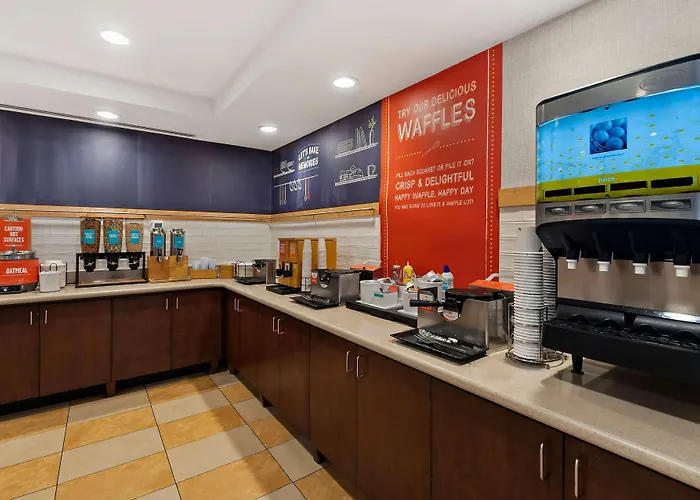 Hampton Inn & Suites Fort Belvoir Alexandria South Woodlawn 