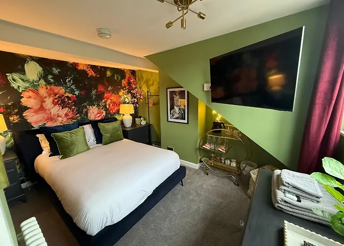 Unique Shrewsbury Rooms
