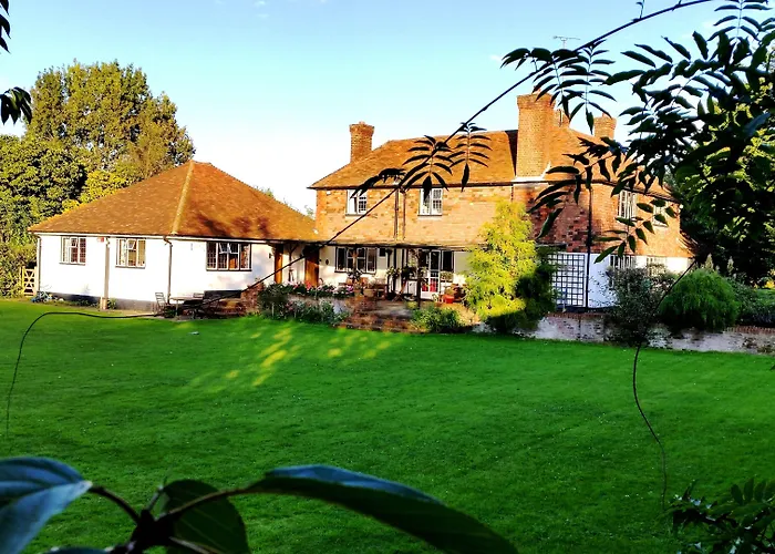 Iffin Farmhouse Canterbury