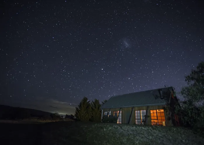 Charles Reuben Estate Guest House Hobart
