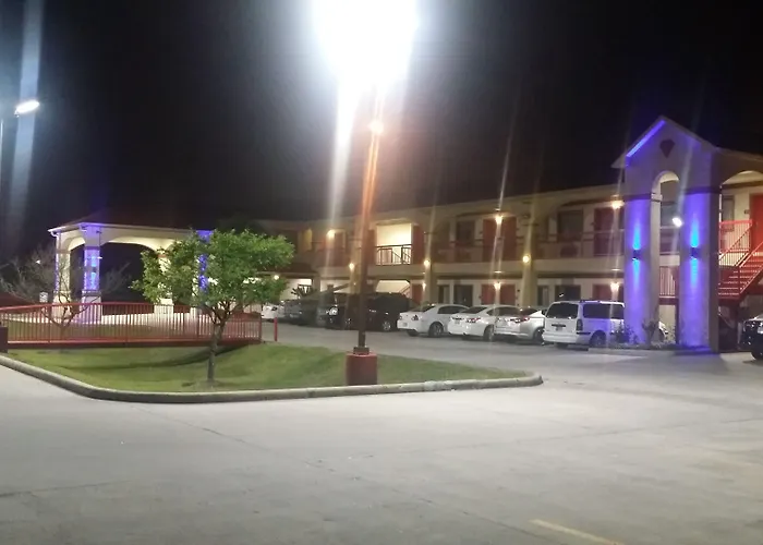 Americas Best Value Inn & Suites Houston Ne